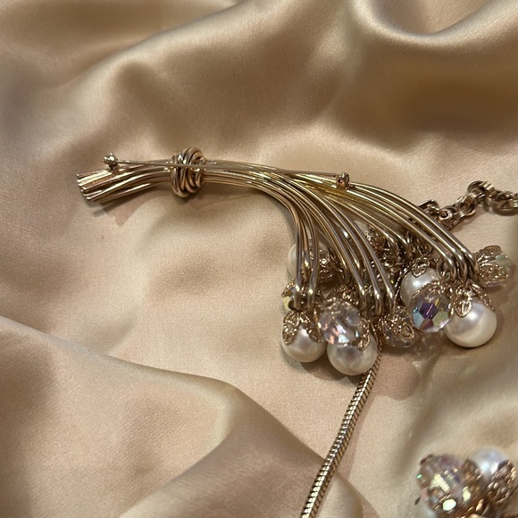 Vintage Bergere Pardue w/Necklace,Brooch,Clip Earrings EUC - Picture 6 of 6